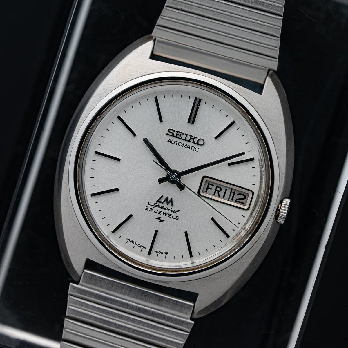 Seiko Lord Matic Special 5206-6000 from 1971 with silver dial, framed day-date and steel bracelet