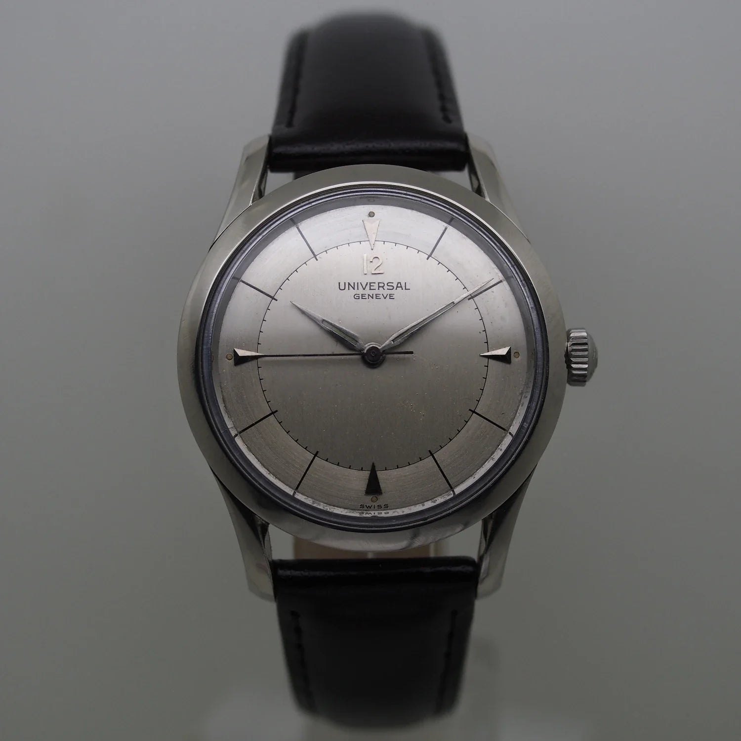 Dress vintage watch shown as example from collection