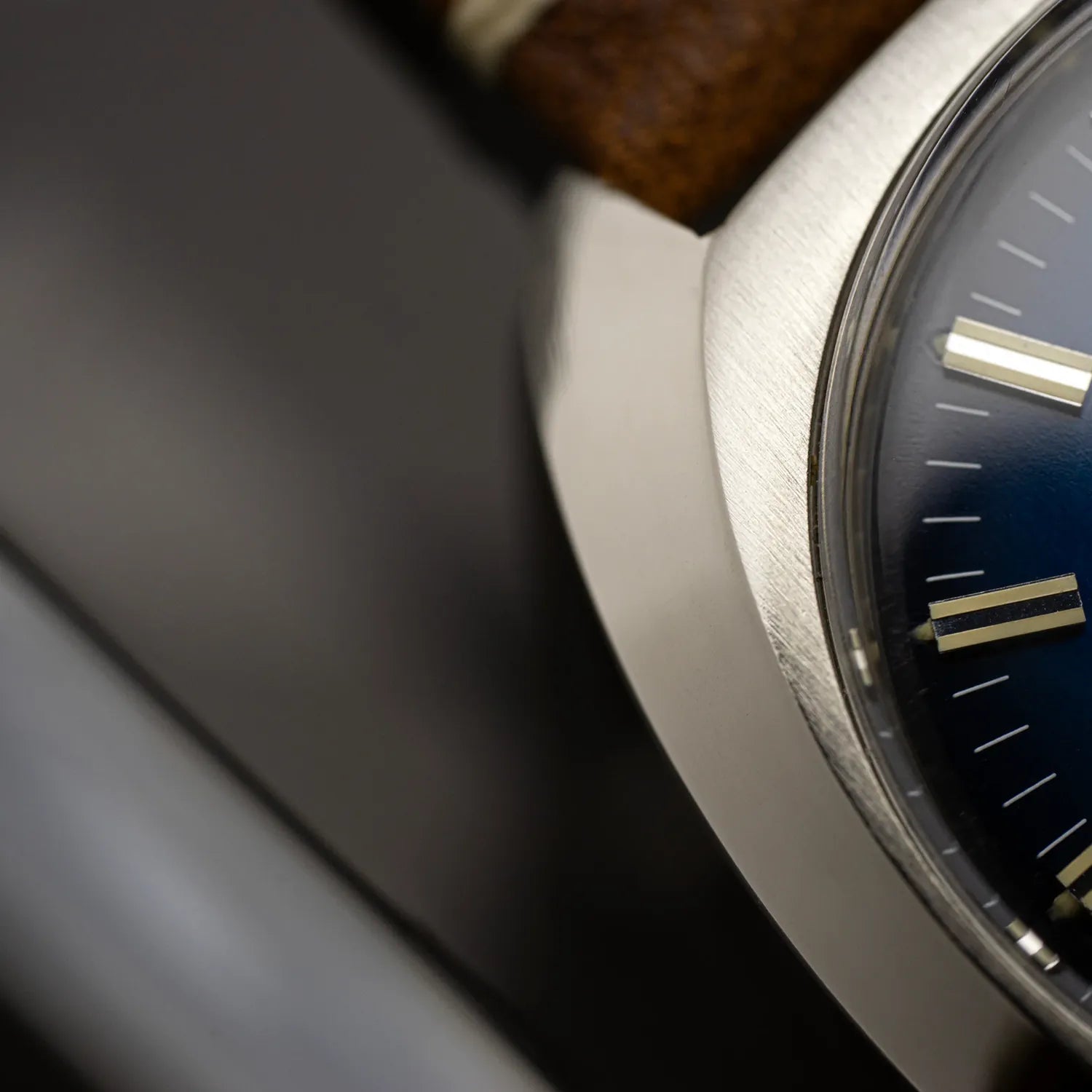 Certina DS-2 Automatic, Ref. 5801 300N, Cal. 25-651 – side view