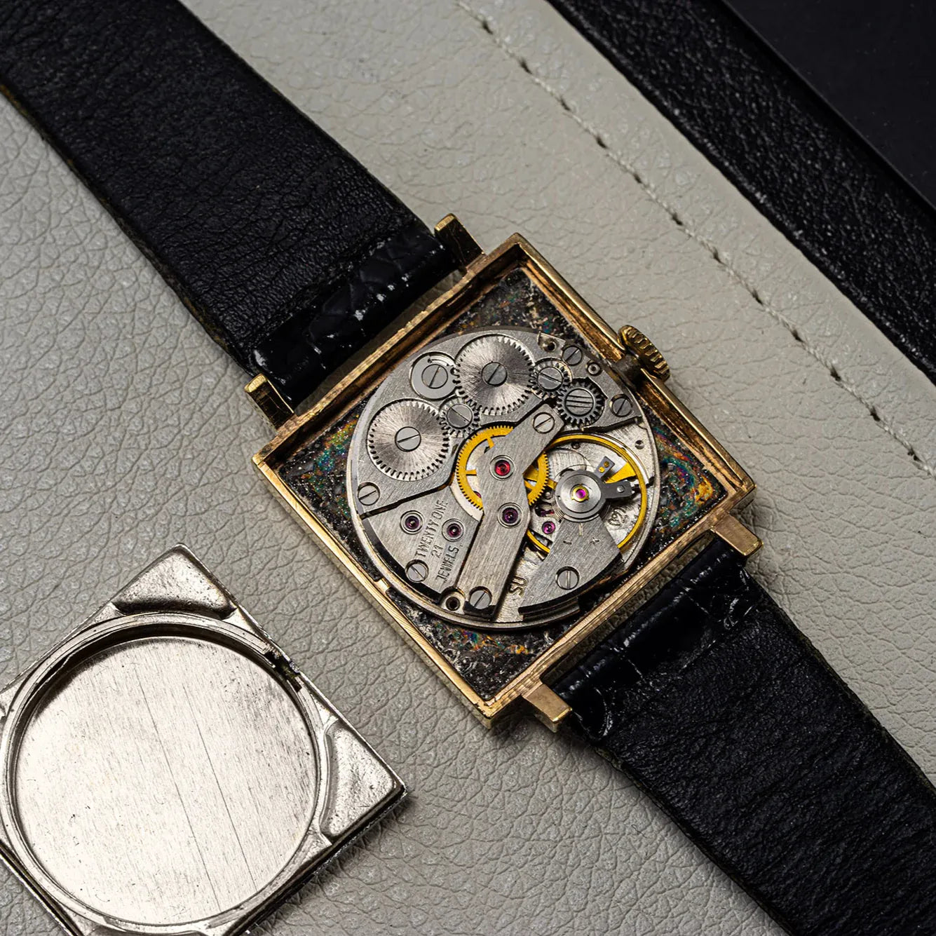 Cornavin Cal. 2414, Vintage Men's Square Watch – dial close-up