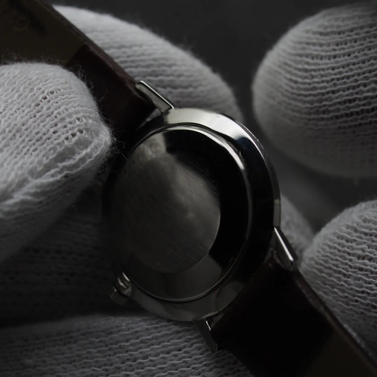 Corum Classic Lady – side view