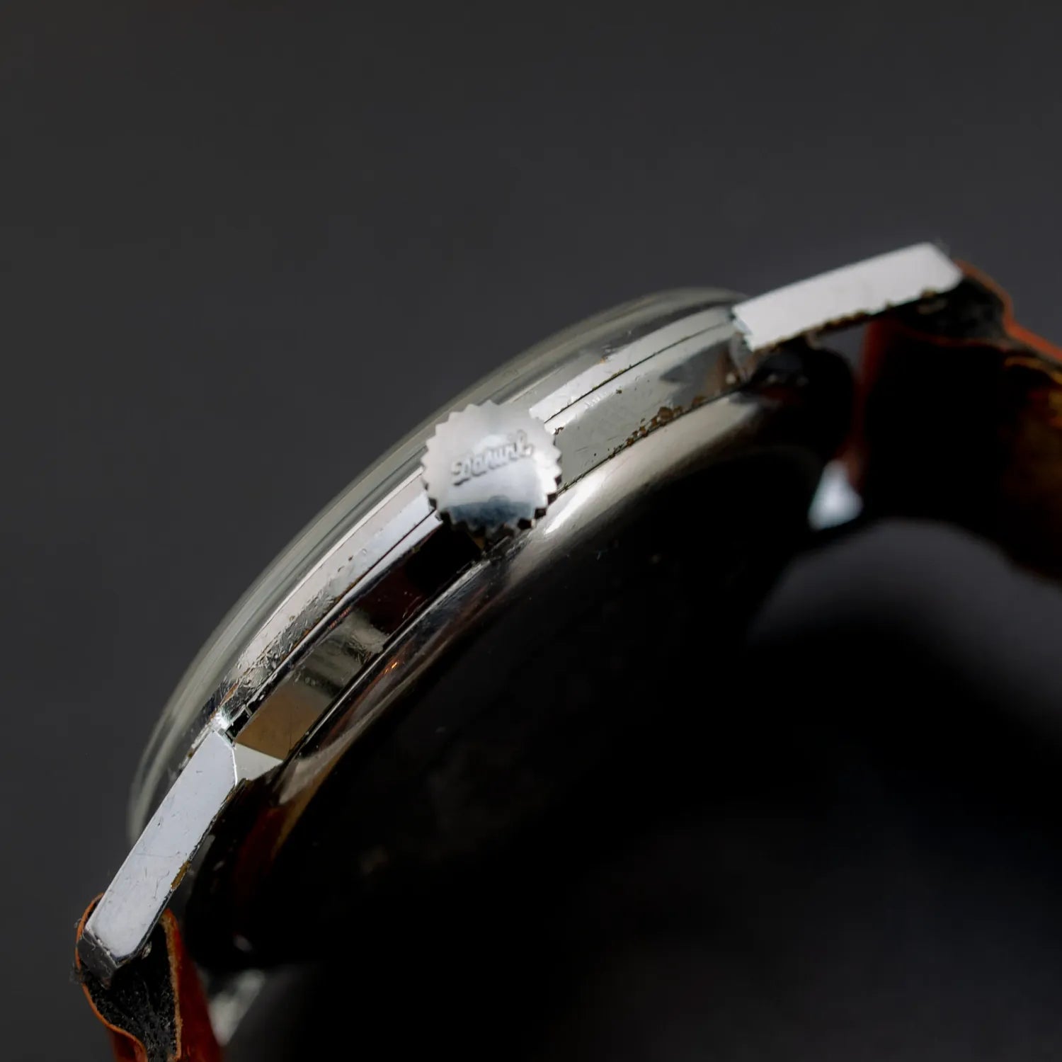 Darwil Cal. 7018 – side view alternative angle