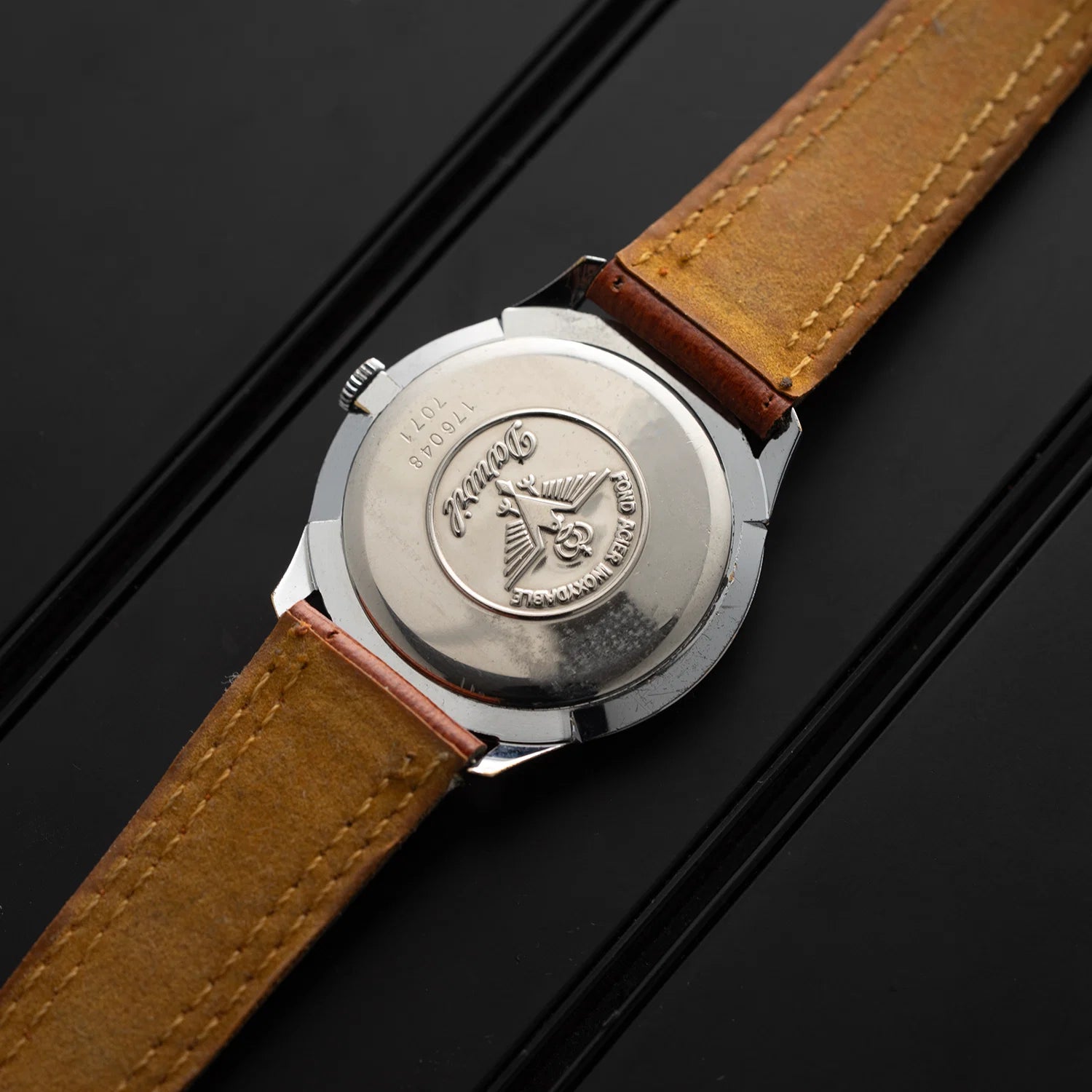 Darwil Special Flat Lord 71, Ref. 7071, Cal. Peseux 7050, 1971 Caseback