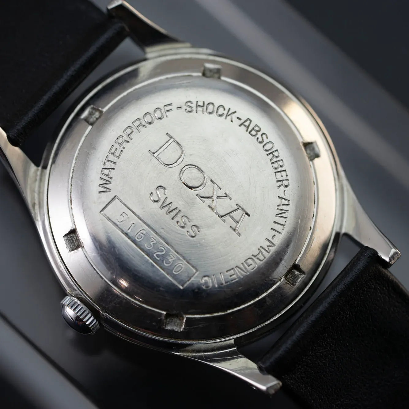 Doxa Automatic ETA 1256 – movement close-up