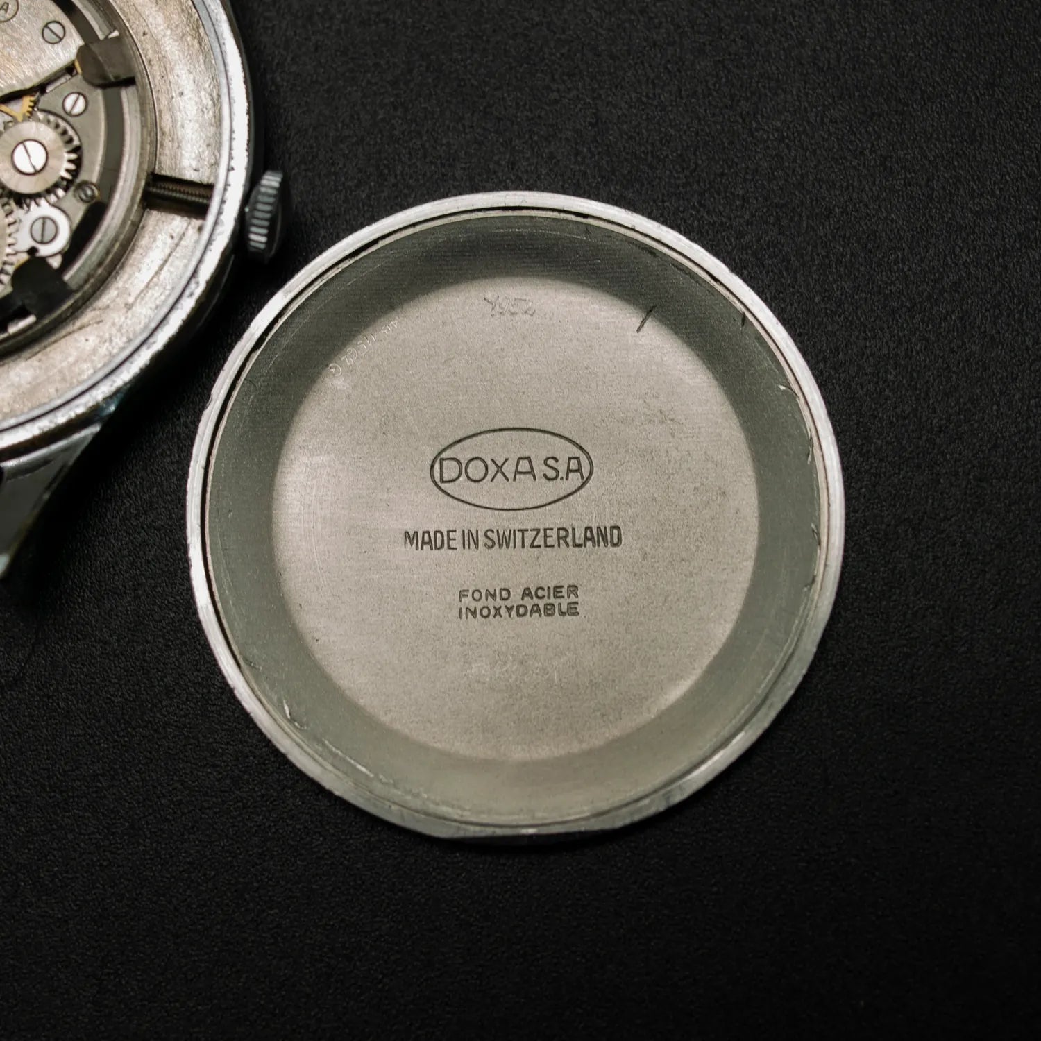Doxa Oversize, Cal.1147 – movement close-up