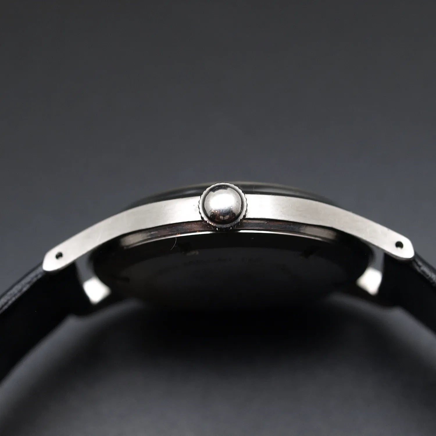 Doxa Stainless Steel – side view