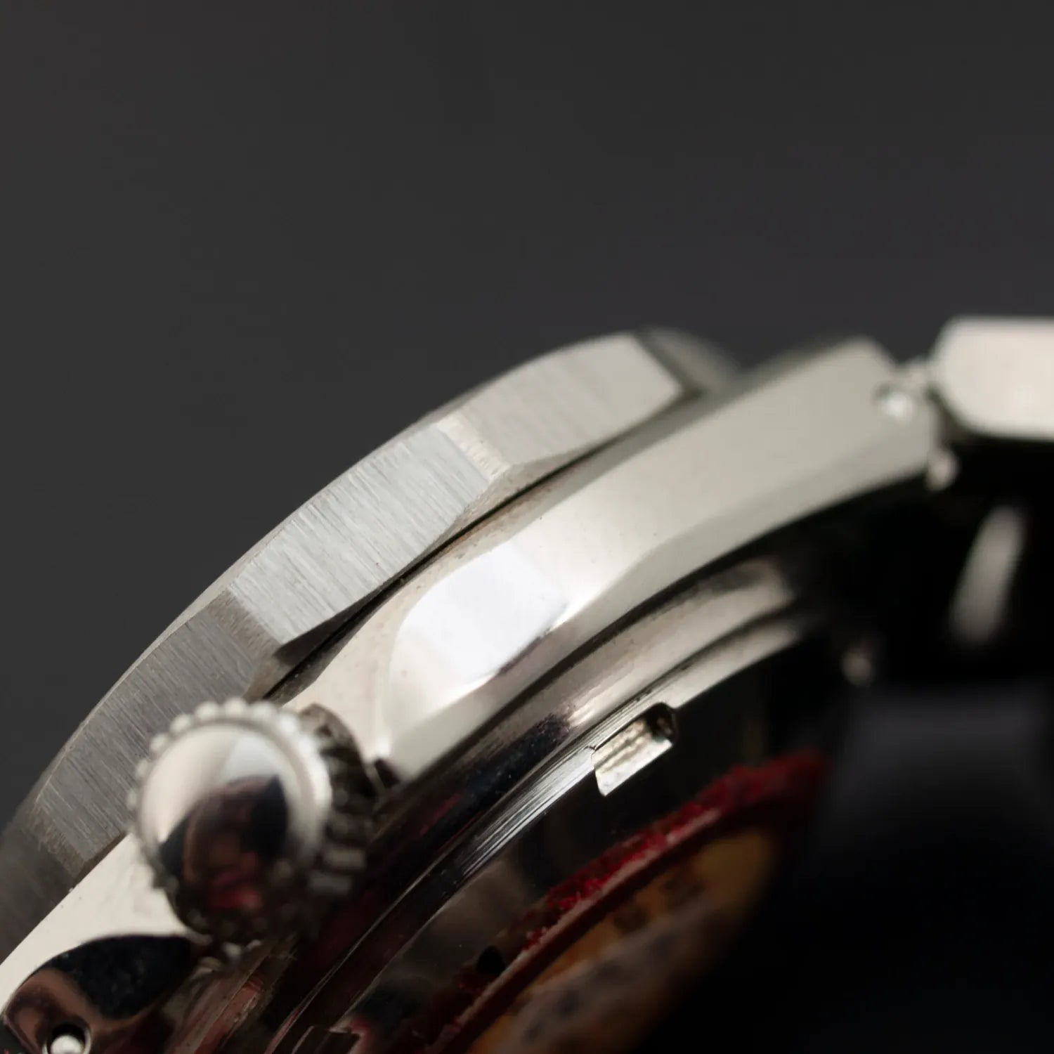 Dugena Nautica T-200 Diver Ref. K2604.010.214 – side view alternative angle