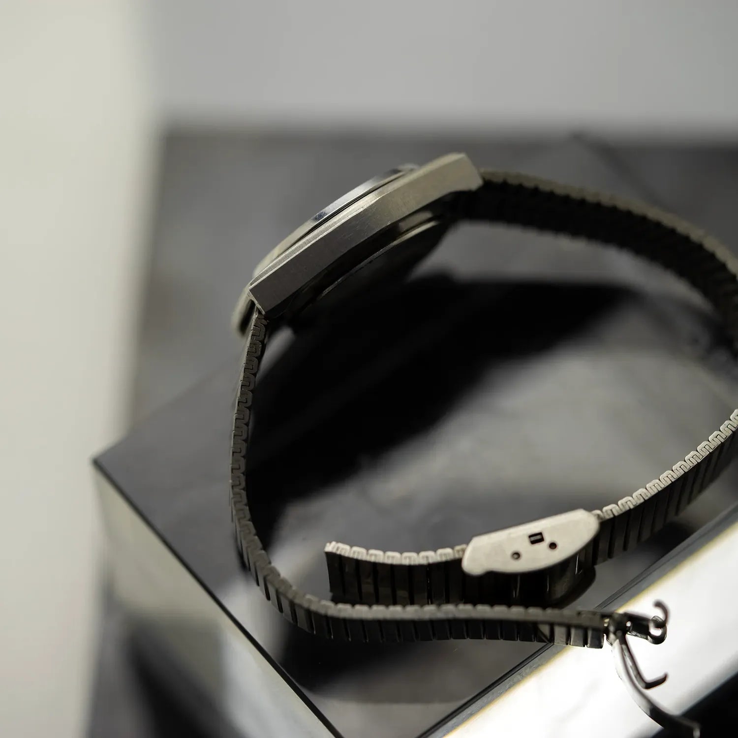 Edox Lady Watch – dial close-up