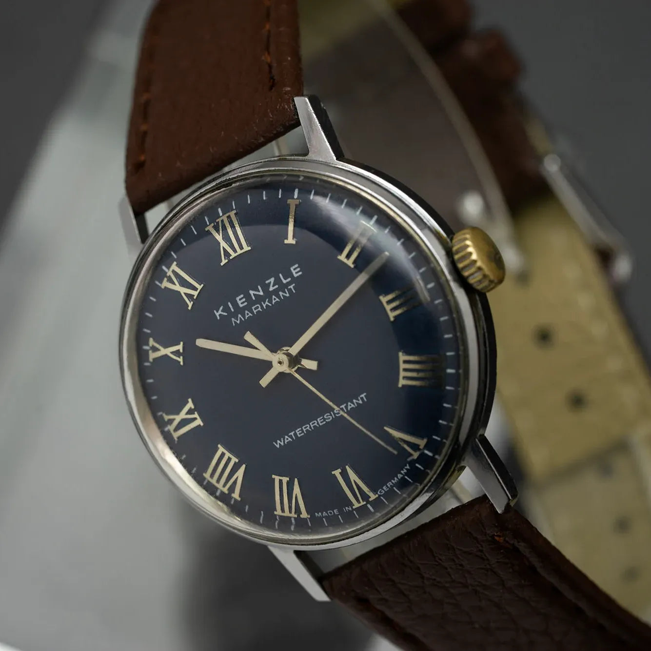 Kienzle Markant 8310-8309 – side view