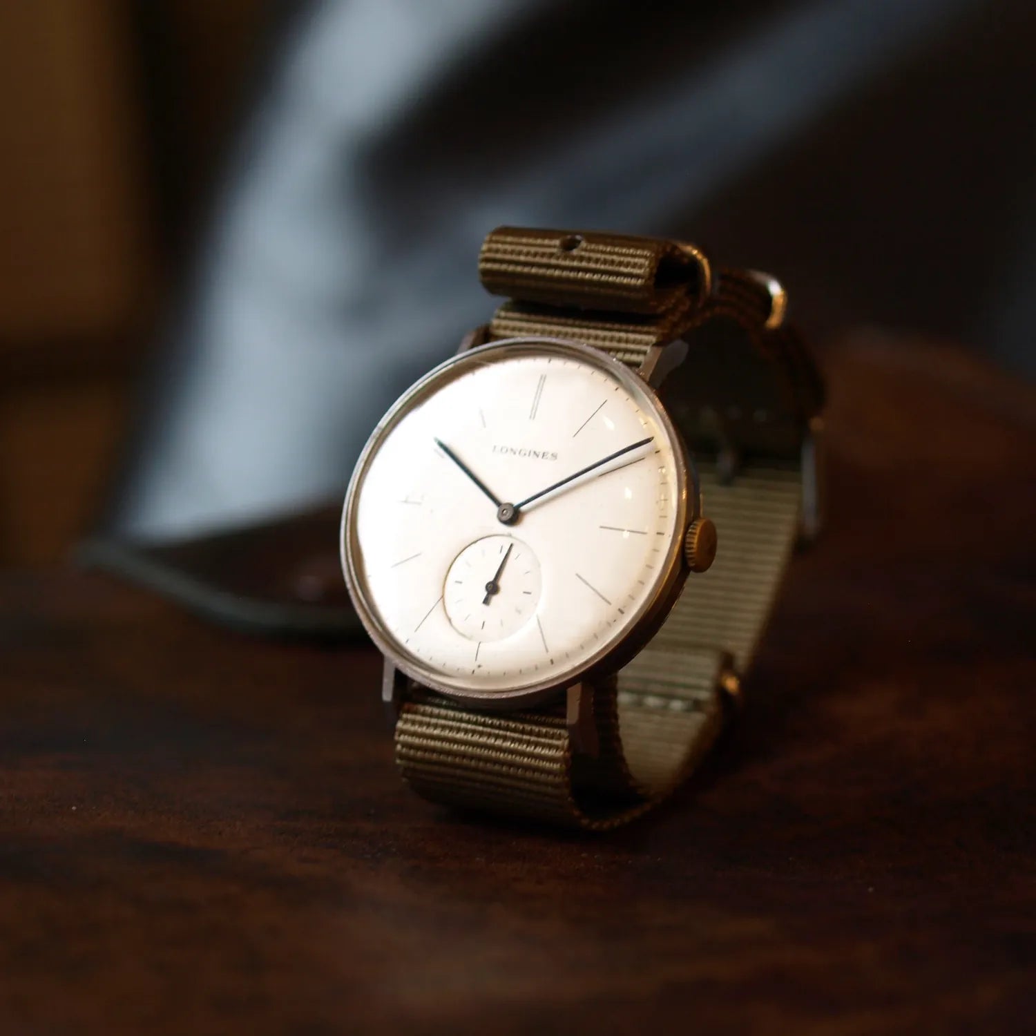 Longines 12.68z Oversize – side view alternative angle