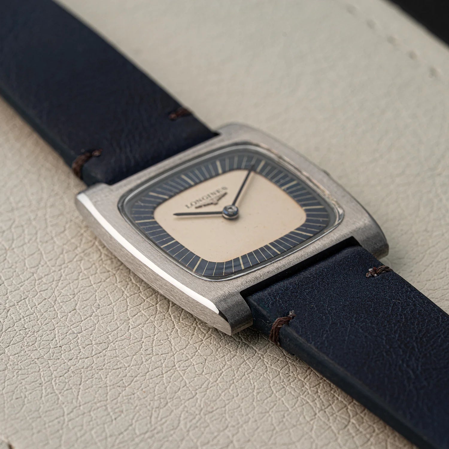 Longines Square Ref. 8416-1, Cal. 428, 1969 Case