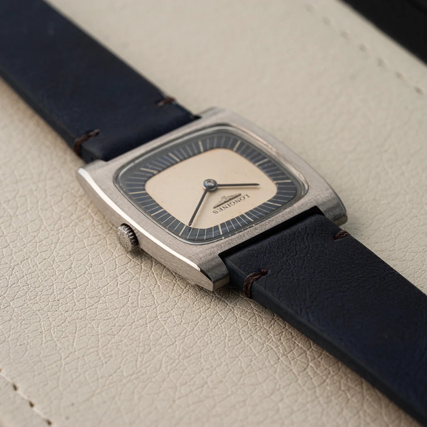 Longines Square Ref. 8416-1, Cal. 428, 1969 Crown