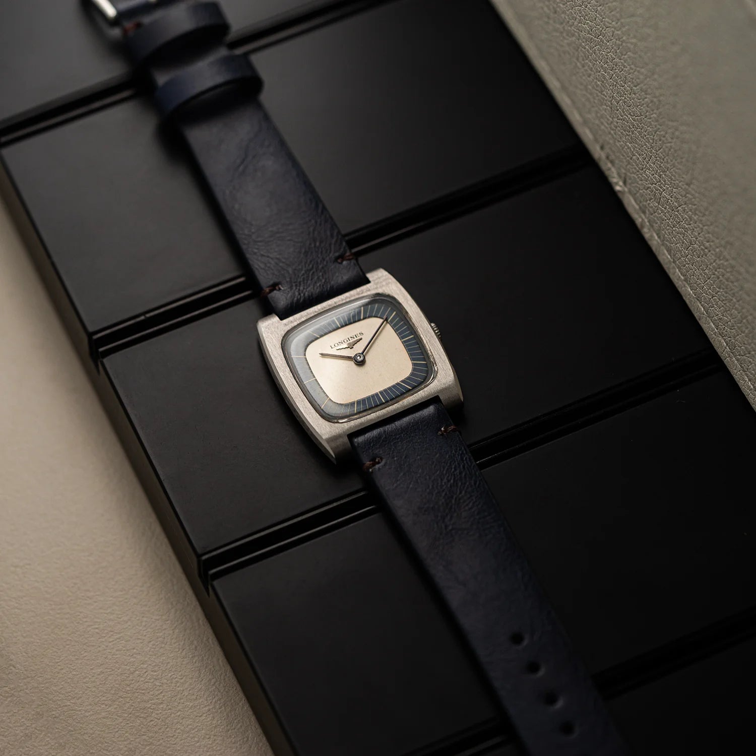 Longines Square Ref. 8416-1, Cal. 428, 1969 Top View