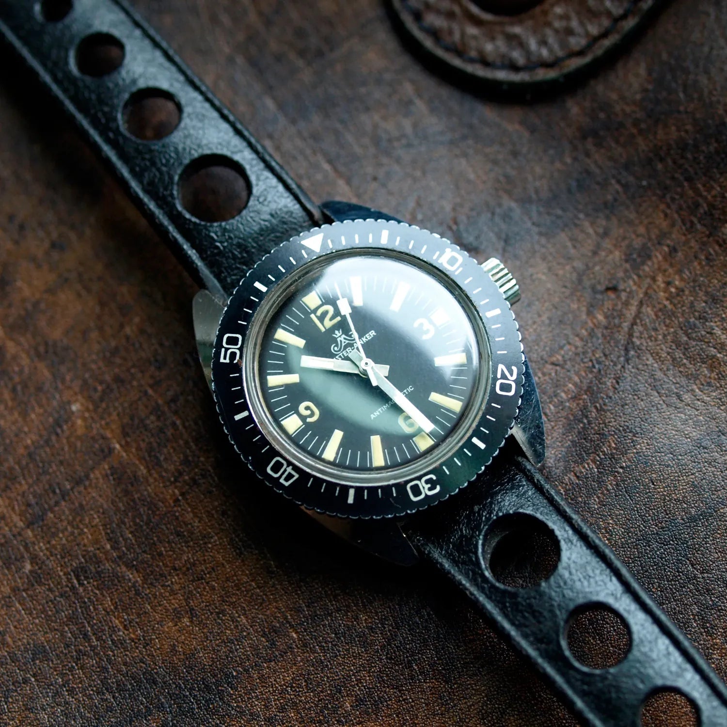Meister Anker Diver – strap detail