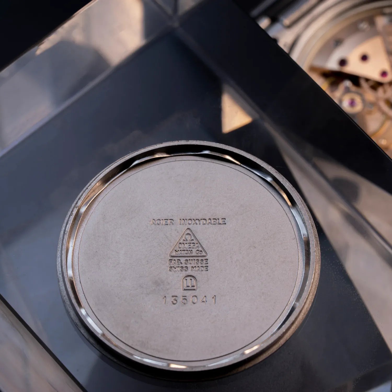 Omega Geneve 135.041 Cal. 601 – dial macro detail
