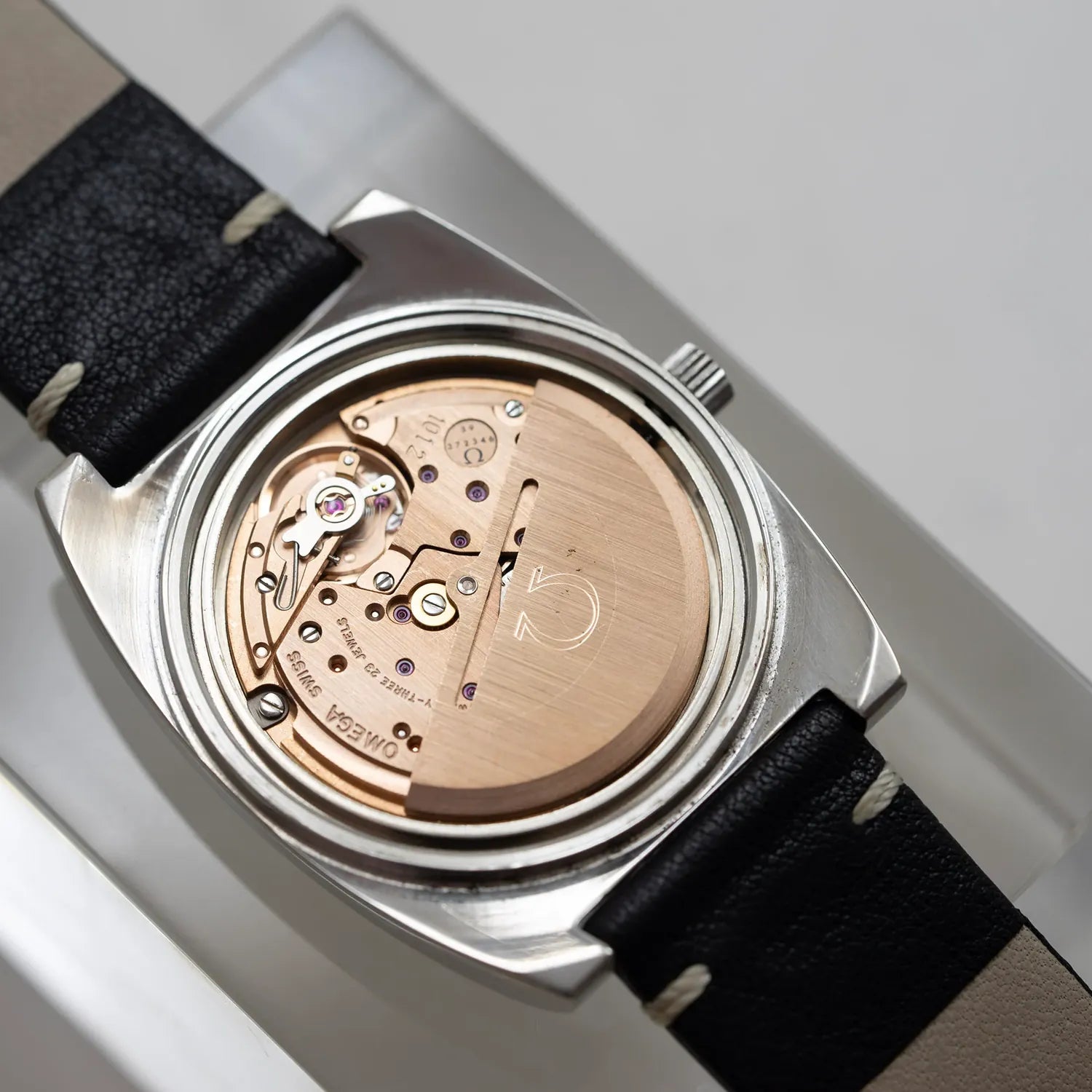 Omega Geneve Automatic 166.0190, Cal. 1012 – side view