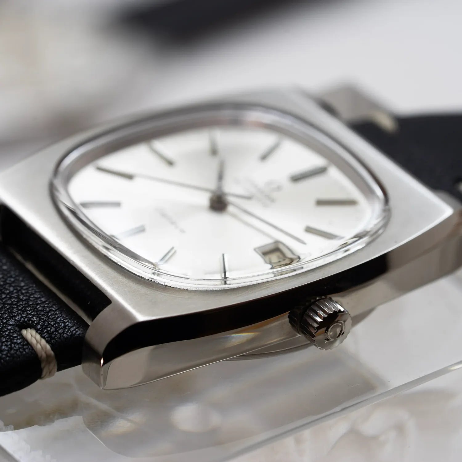 Omega Geneve Automatic 166.0190, Cal. 1012 – movement close-up