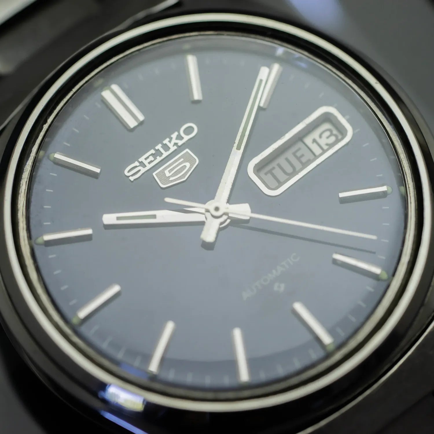 Seiko 5 6309-7150 Men’s Automatic Dress Vintage Watch, 1979 – side view