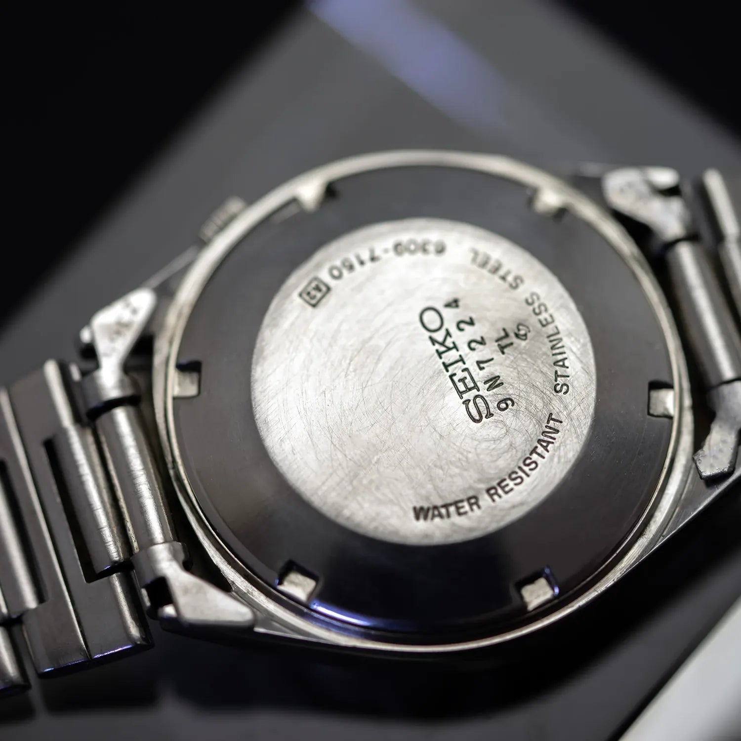 Seiko 5 6309-7150 Men’s Automatic Dress Vintage Watch, 1979 – side view alternative angle