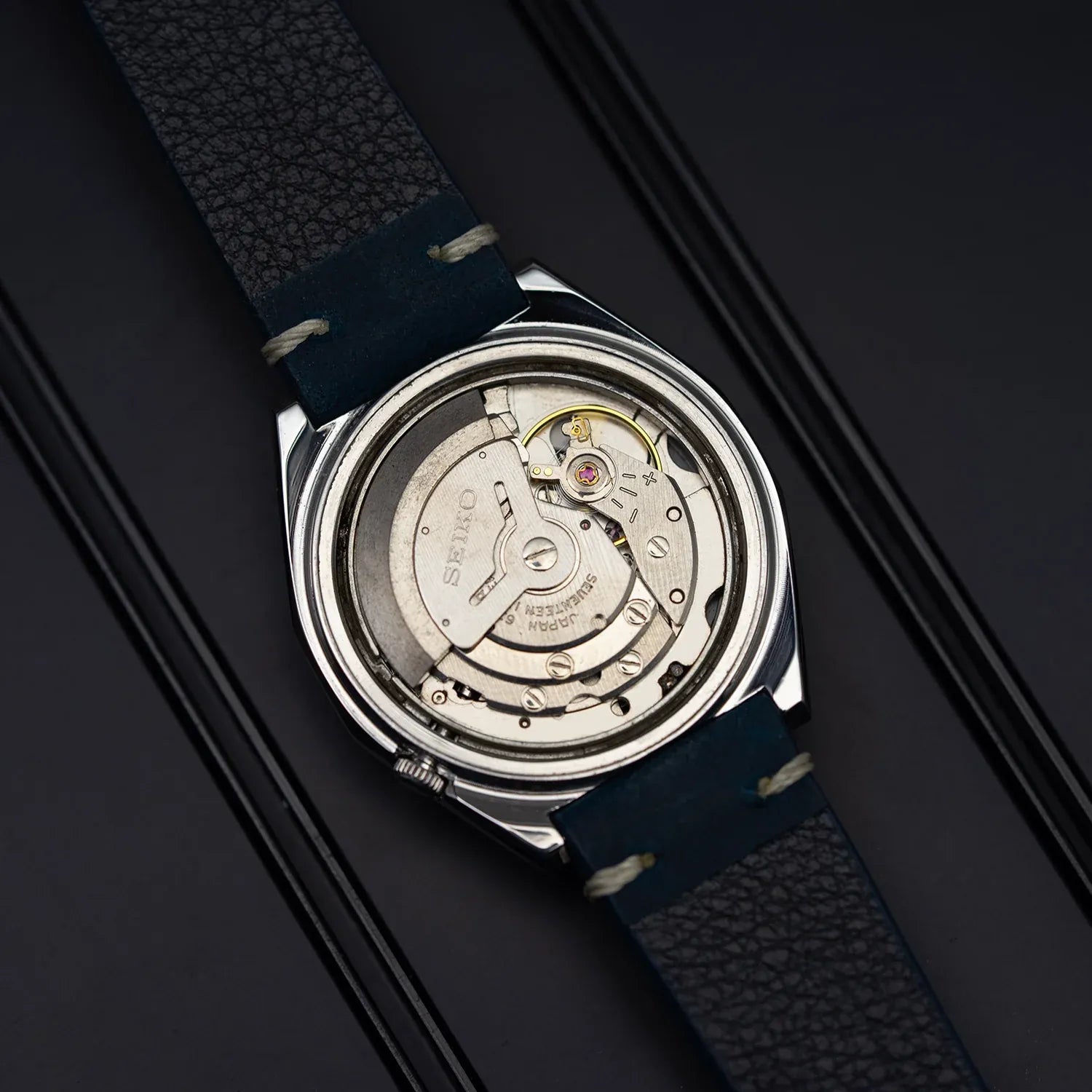 Seiko 5 6309-720C Men’s Automatic Dress Vintage Watch, 1981 – dial close-up