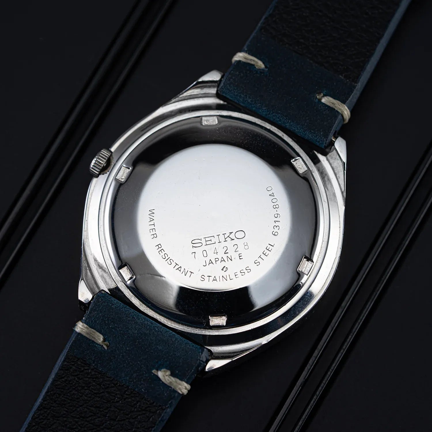 Seiko 5 6319-8040 Men’s Automatic Vintage Dress Watch 1977 – back case