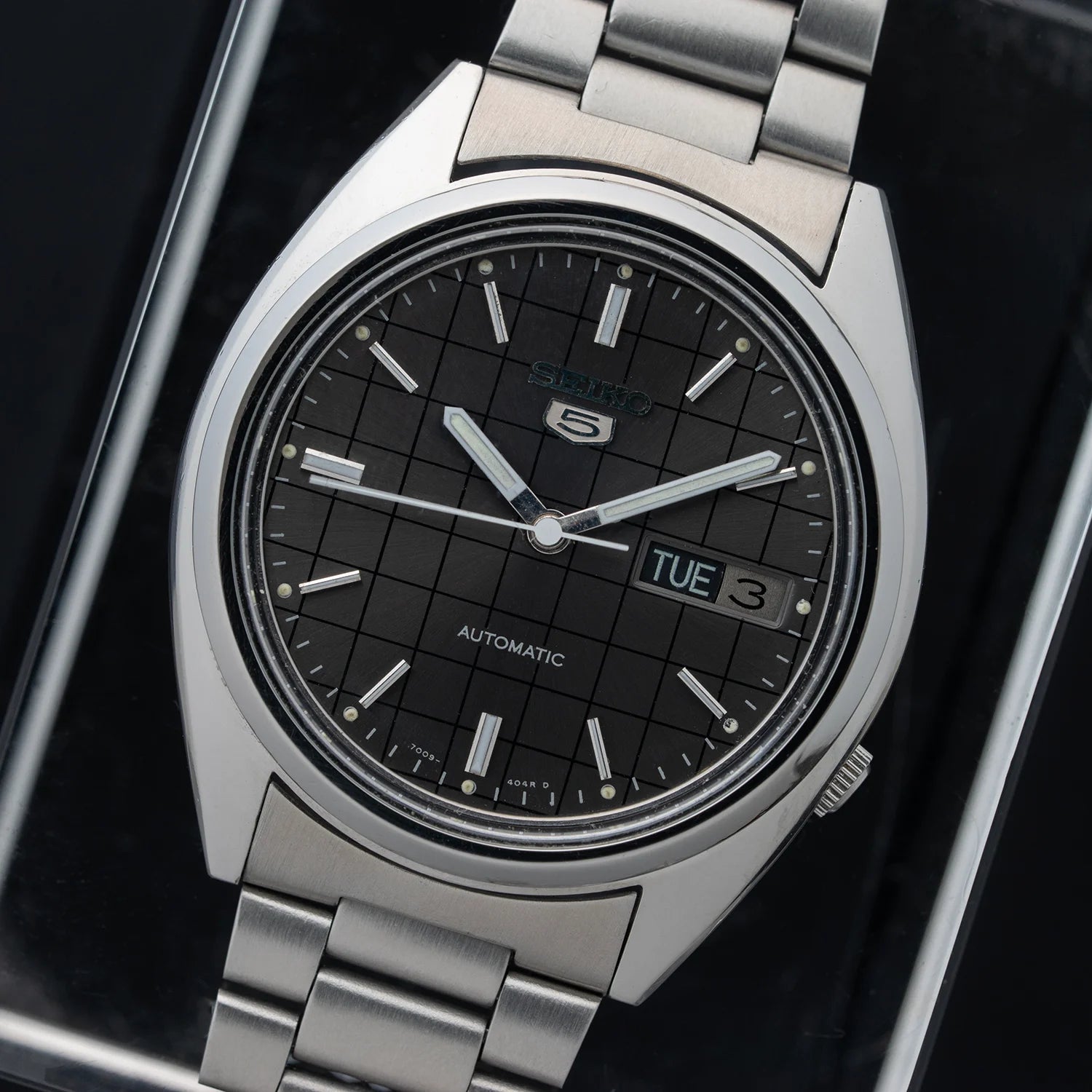 Seiko 5 7009-3040 Chess Dial