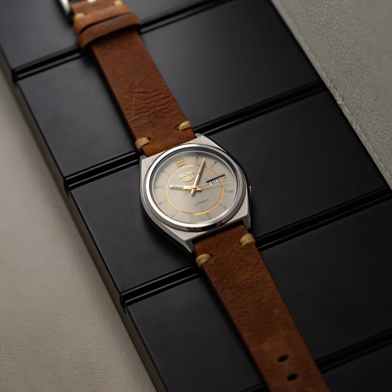 Seiko 5 7009-876A, Men's Automatic, 1980 Strap