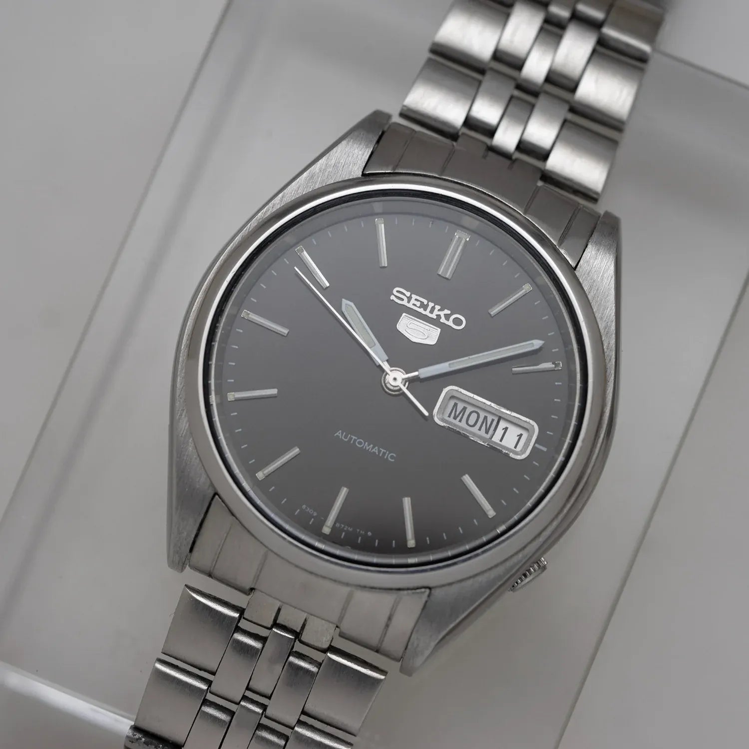Seiko 5, Ref. 6309-8800, Men's Automatic Vintage Watch, 1984 – strap detail