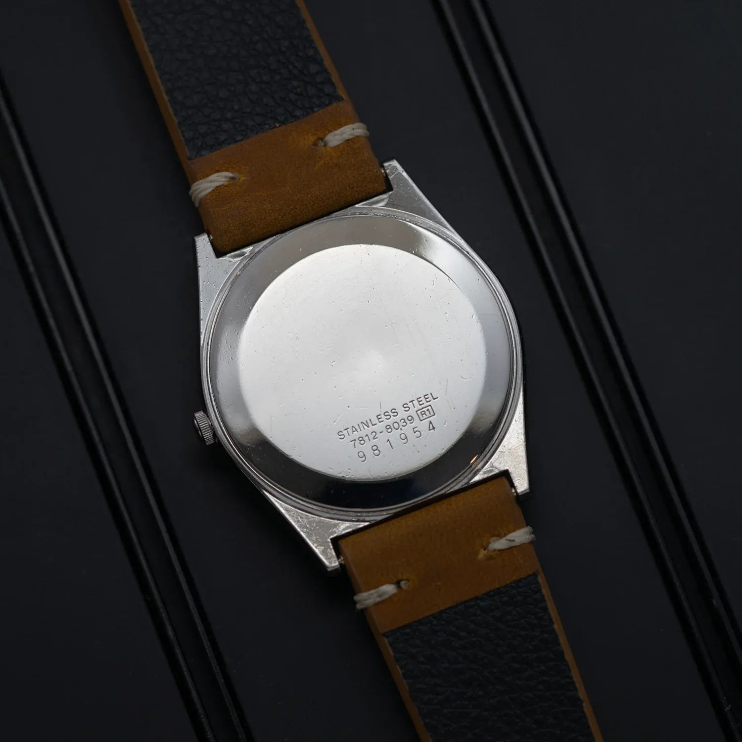 Seiko 7812-8039, Cal. 7812, Men’s Quartz Vintage Watch, 1979 – side view alternative angle