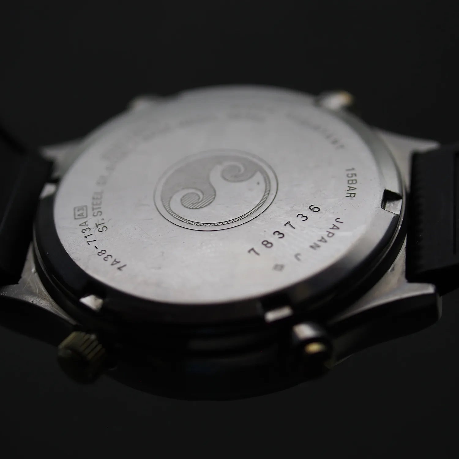 Seiko Sports 150, Ref. 7A38-713A, Black Dial, Men’s Chronograph Vintage Watch, 1986 – back case