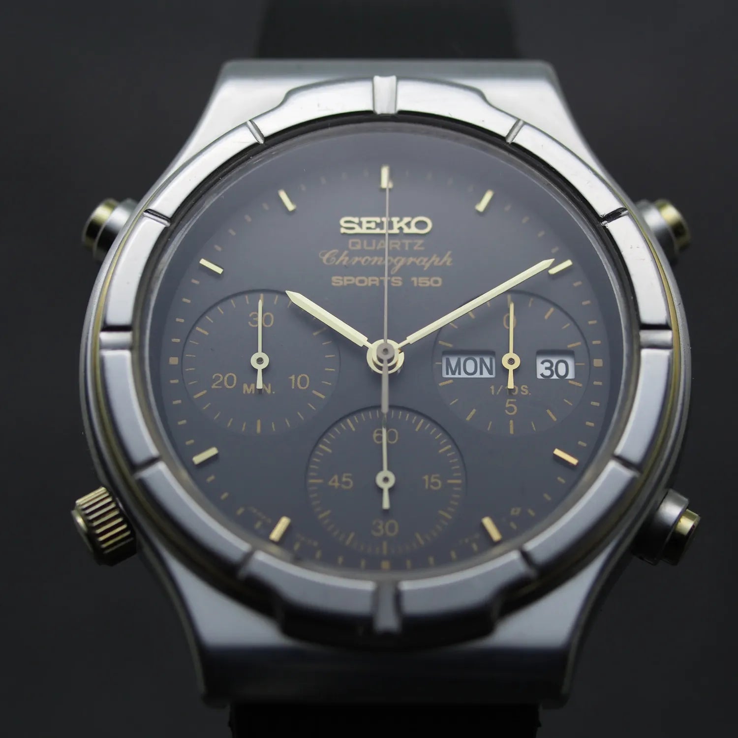 Seiko Sports 150, Ref. 7A38-713A, Black Dial, Men’s Chronograph Vintage Watch, 1986 – front view