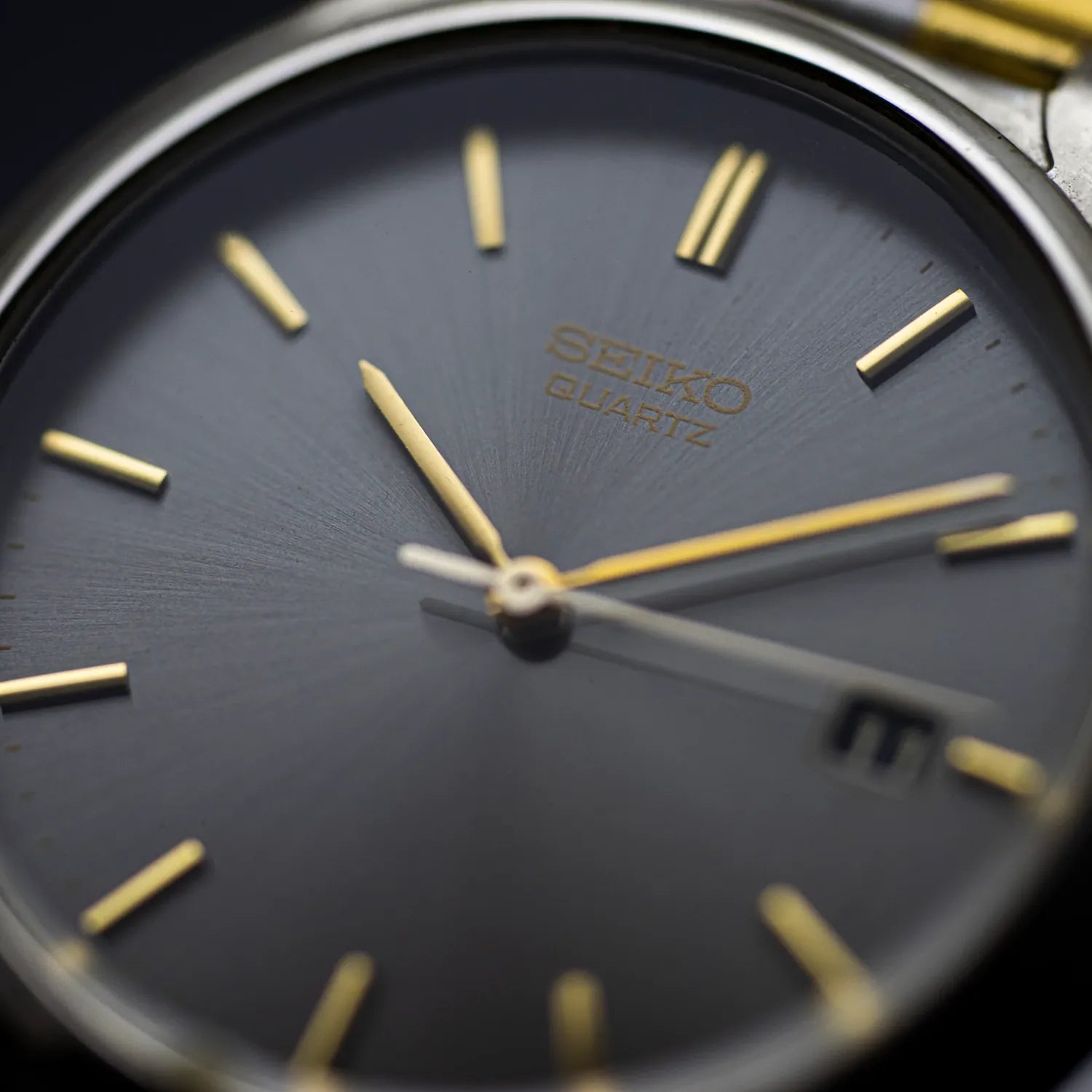 Seiko V722-7048, Cal. V722, Women's Quartz Analog Vintage Watch, 2003 – dial close-up