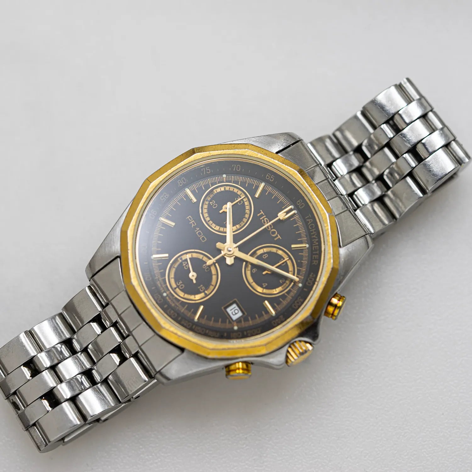 Tissot Chronograph PR100 P372/472 – dial close-up