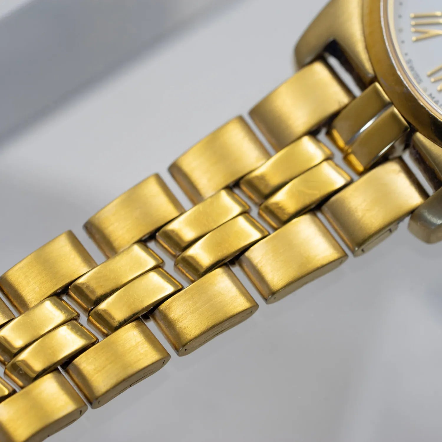 Tissot PR 50 Ref. J336/436K Women's Watch – movement close-up