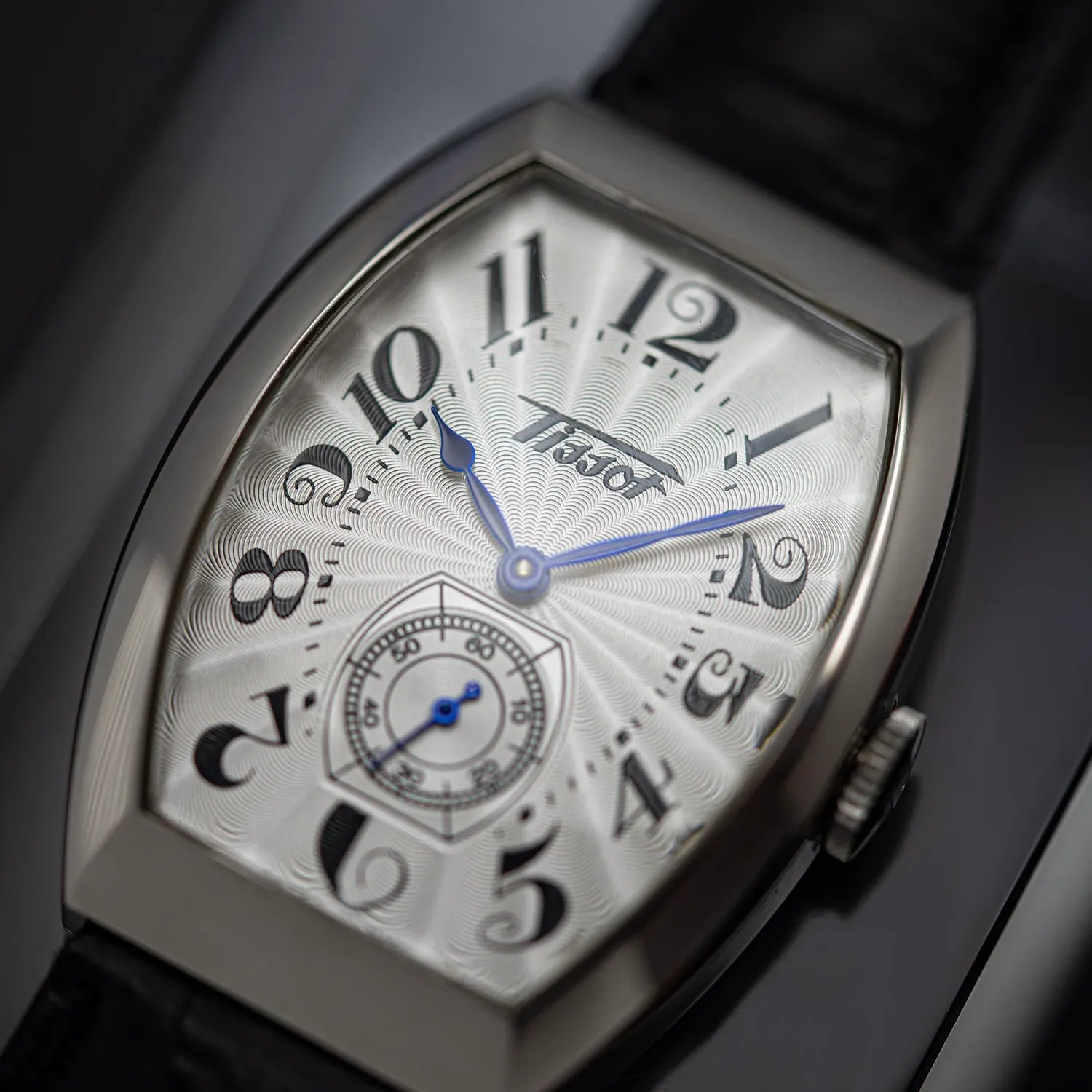 Tissot Porto 1925 Z190 – front view