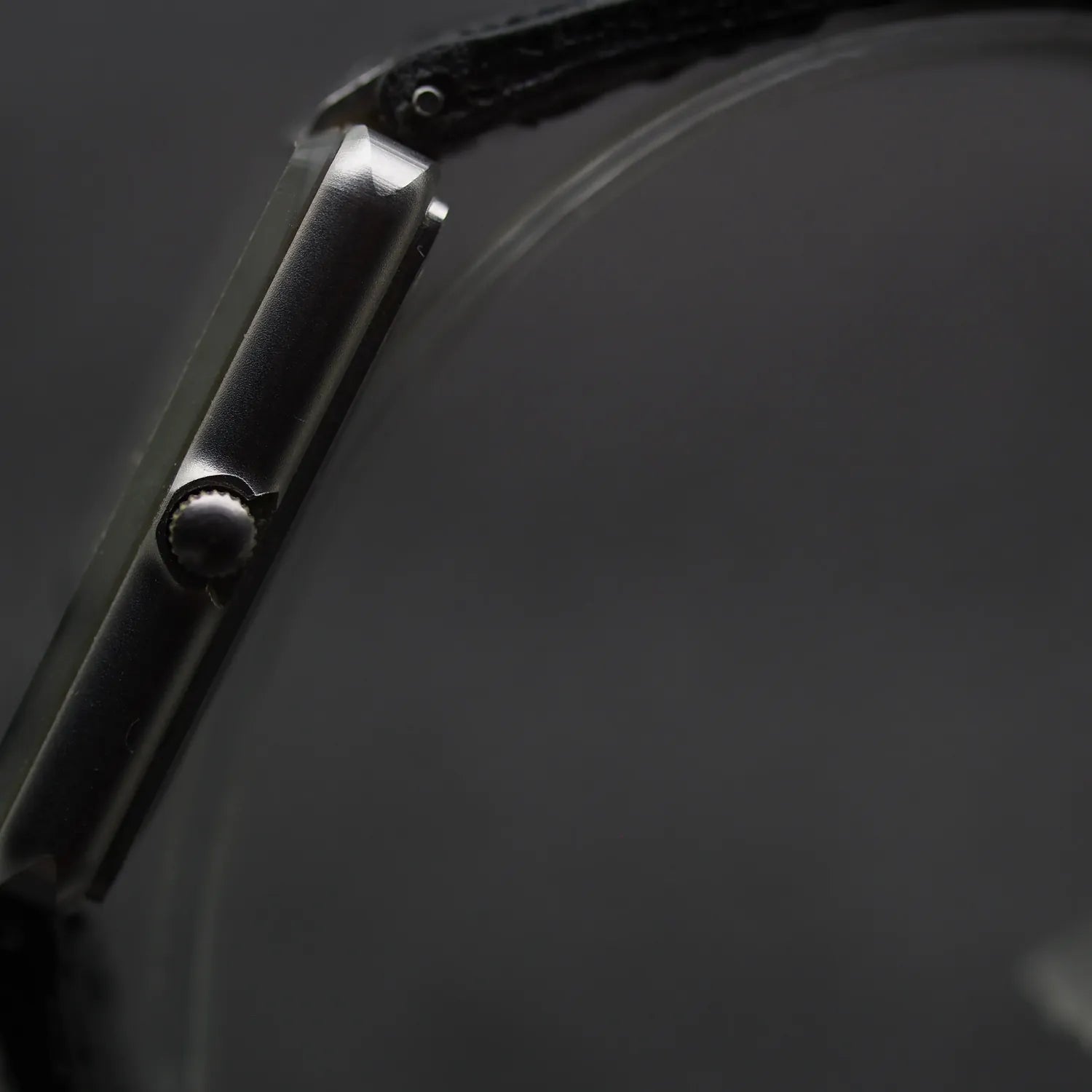 Tissot Two Timer Ref. D374887 0 X – side view alternative angle