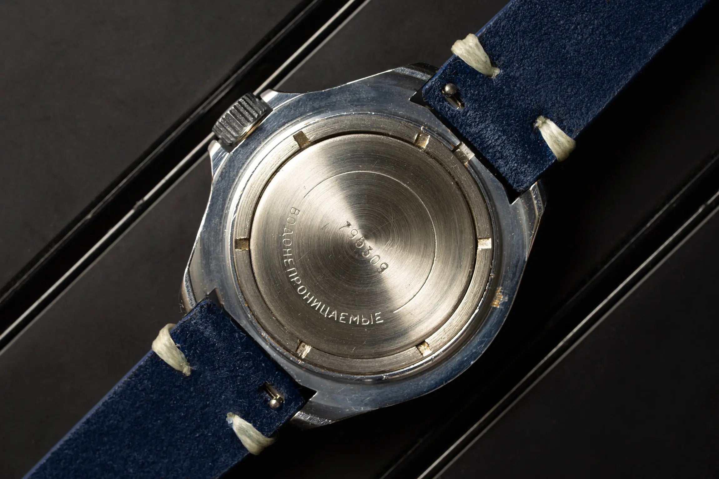 Vostok Komandirskie, Cal. 2414