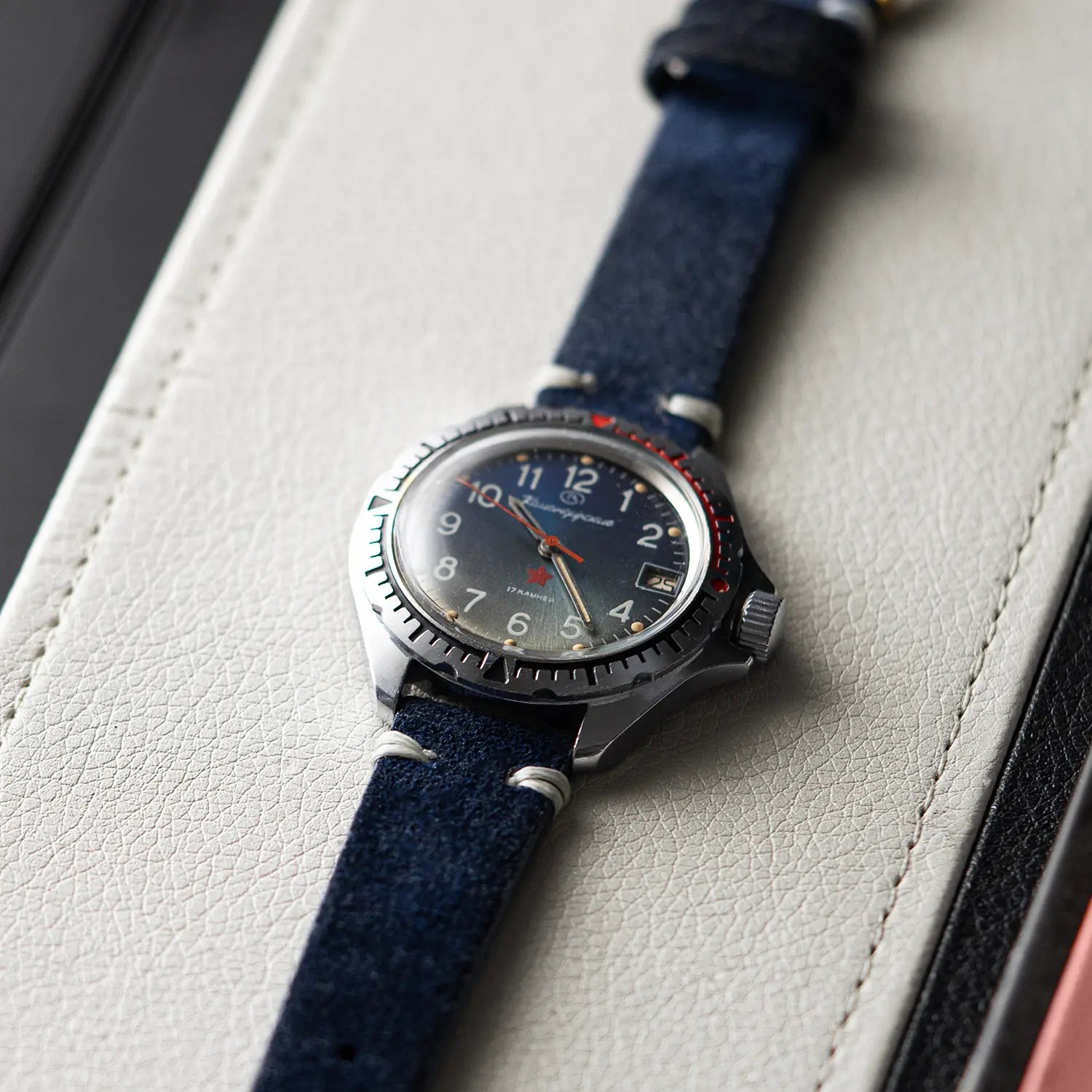 Vostok Komandirskie, Cal. 2414