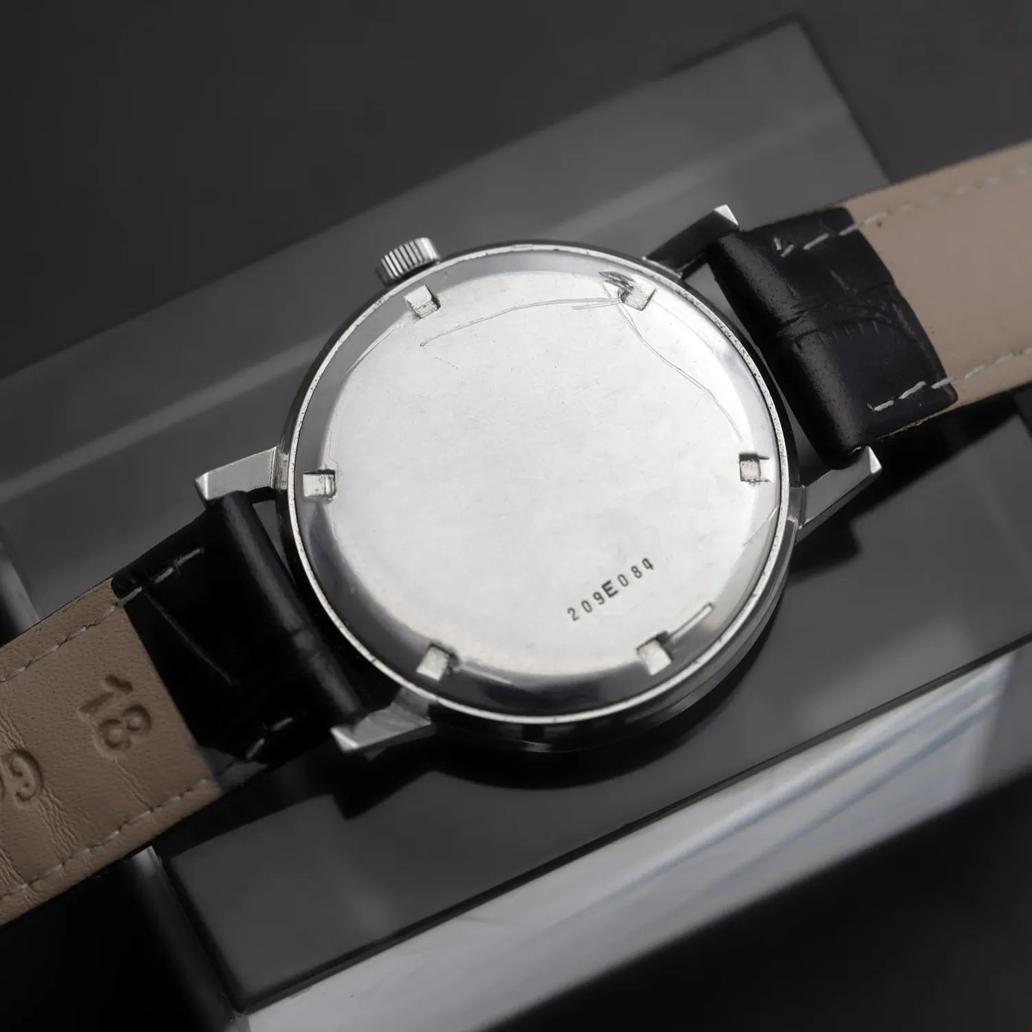 Zenith Ref. 1209 4, Cal. 2562 1970 – strap detail