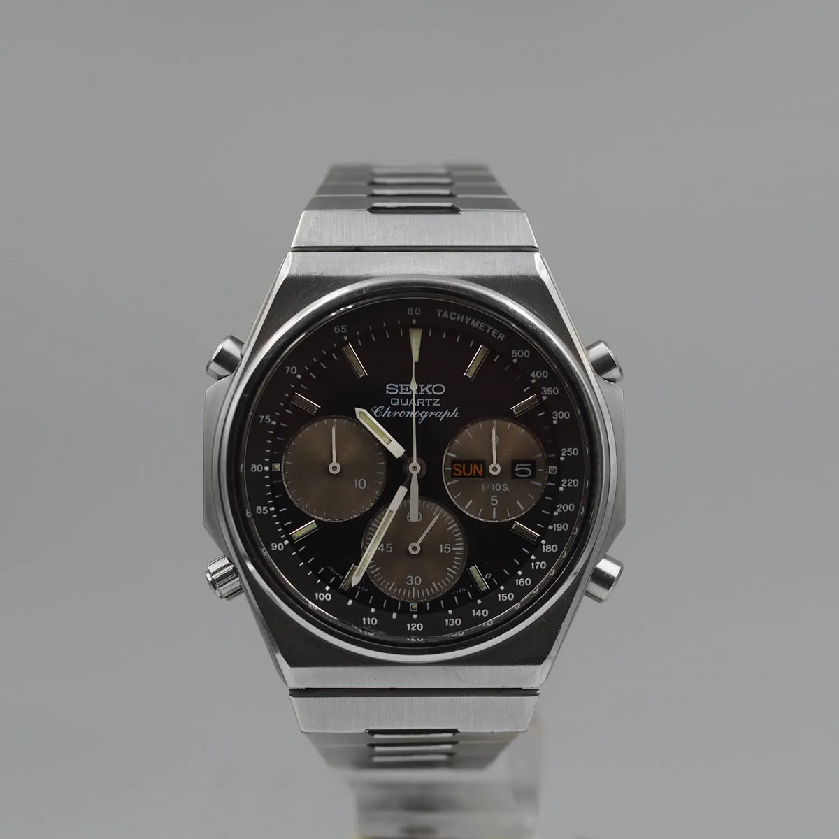 1984 Seiko 7A38-7100 analog quartz chronograph with multiple subdials