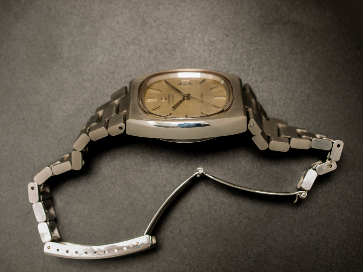 Certina Blue Ribbon Automatic Cal. 25-651 – movement close-up