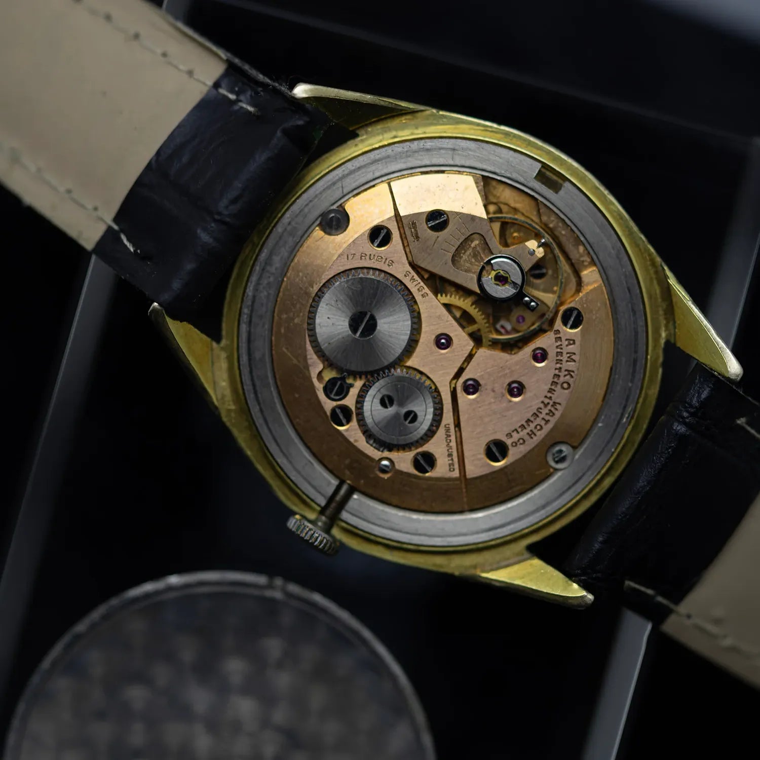 Adria Amko Watch Co. Ultra Thin – movement close-up