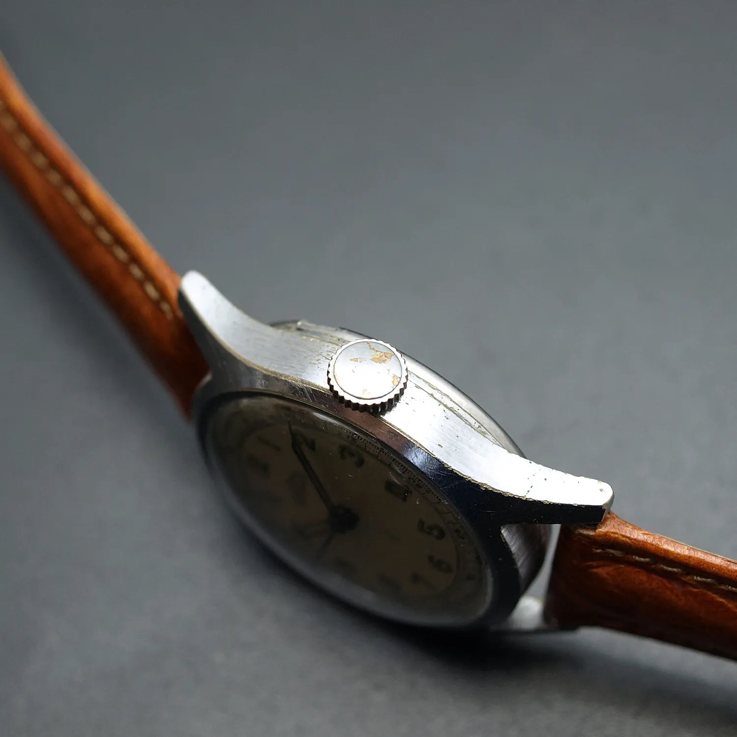 Angelus Ref. 738 – side view