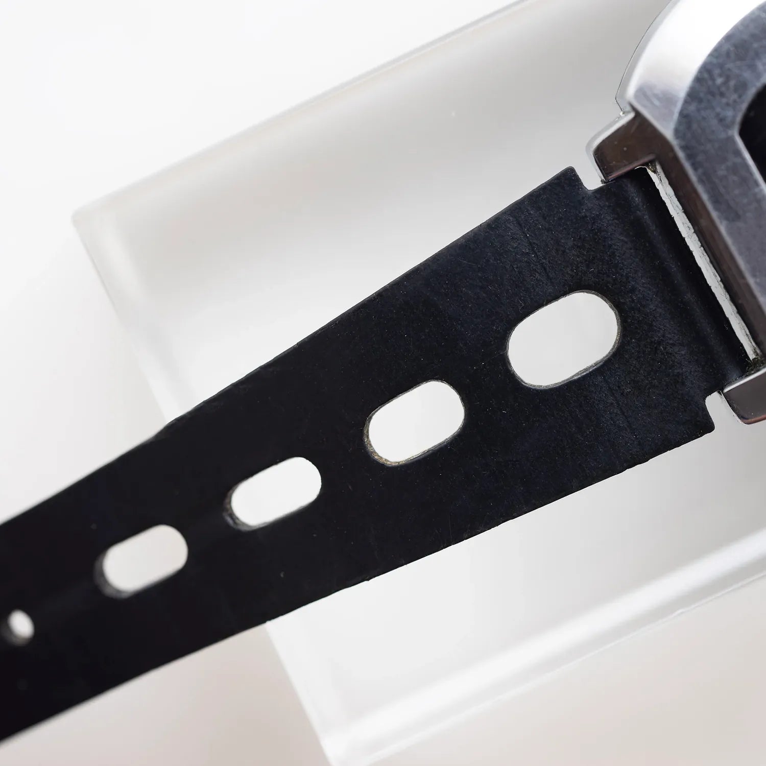 Anker 100 Digital Jump Hour – side view