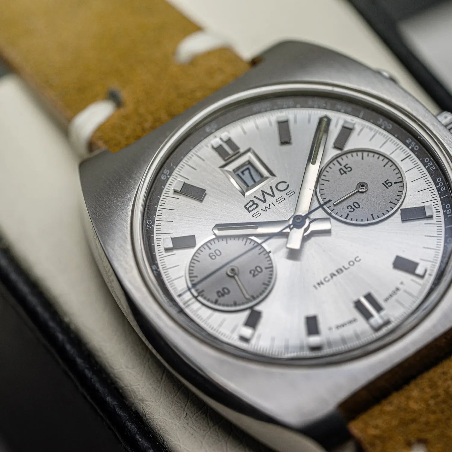 BWC Vintage Chronograph Cal. Landeron 187 – movement close-up