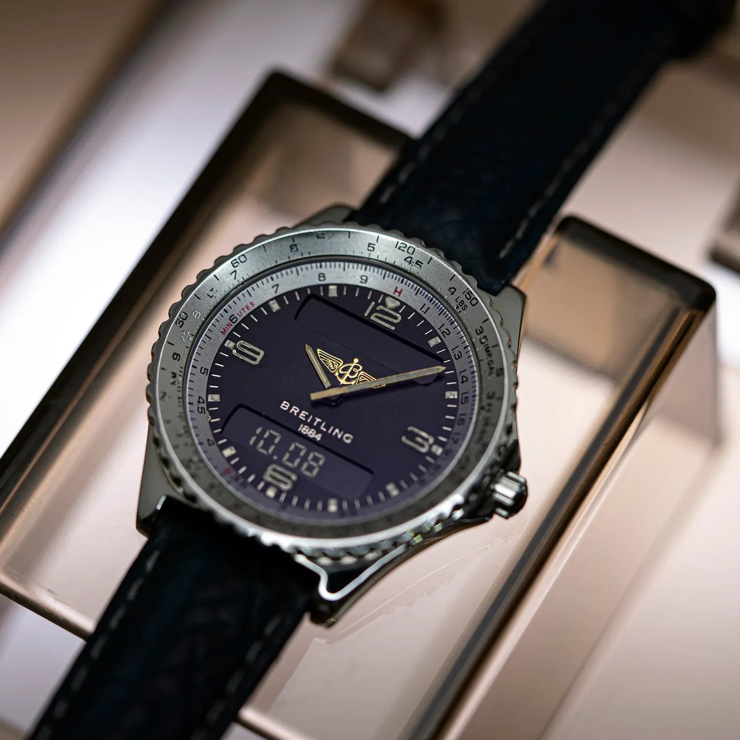 Breitling Chronospace A56012 – dial close-up