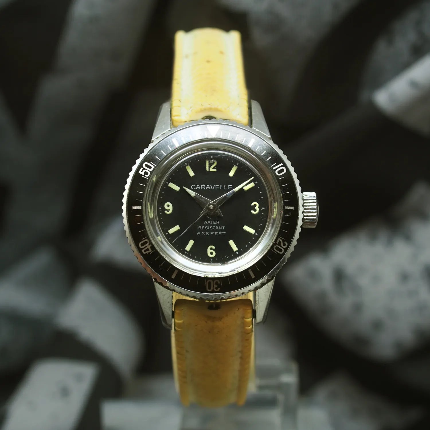 Caravelle Diver 666 Feet – front view