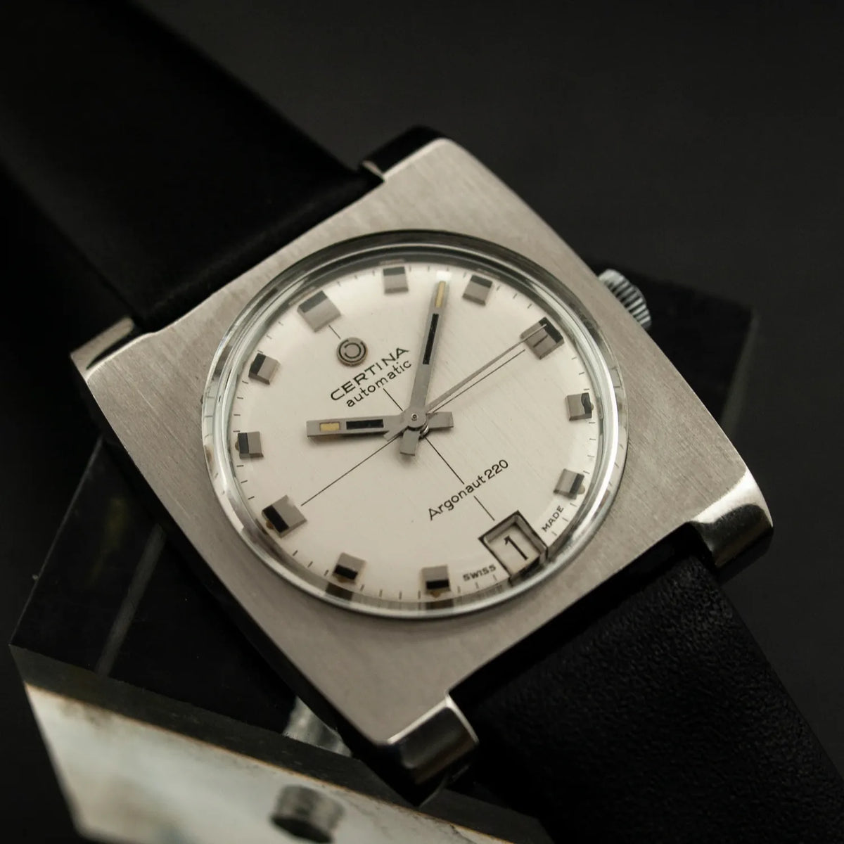 Certina Argonaut 220 Automatic, Cal. 25-66 – front view