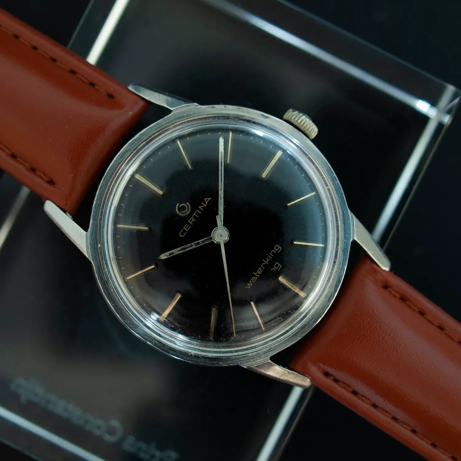 Certina Ref Waterking. 5201 075. Cal. 25-66 – front view