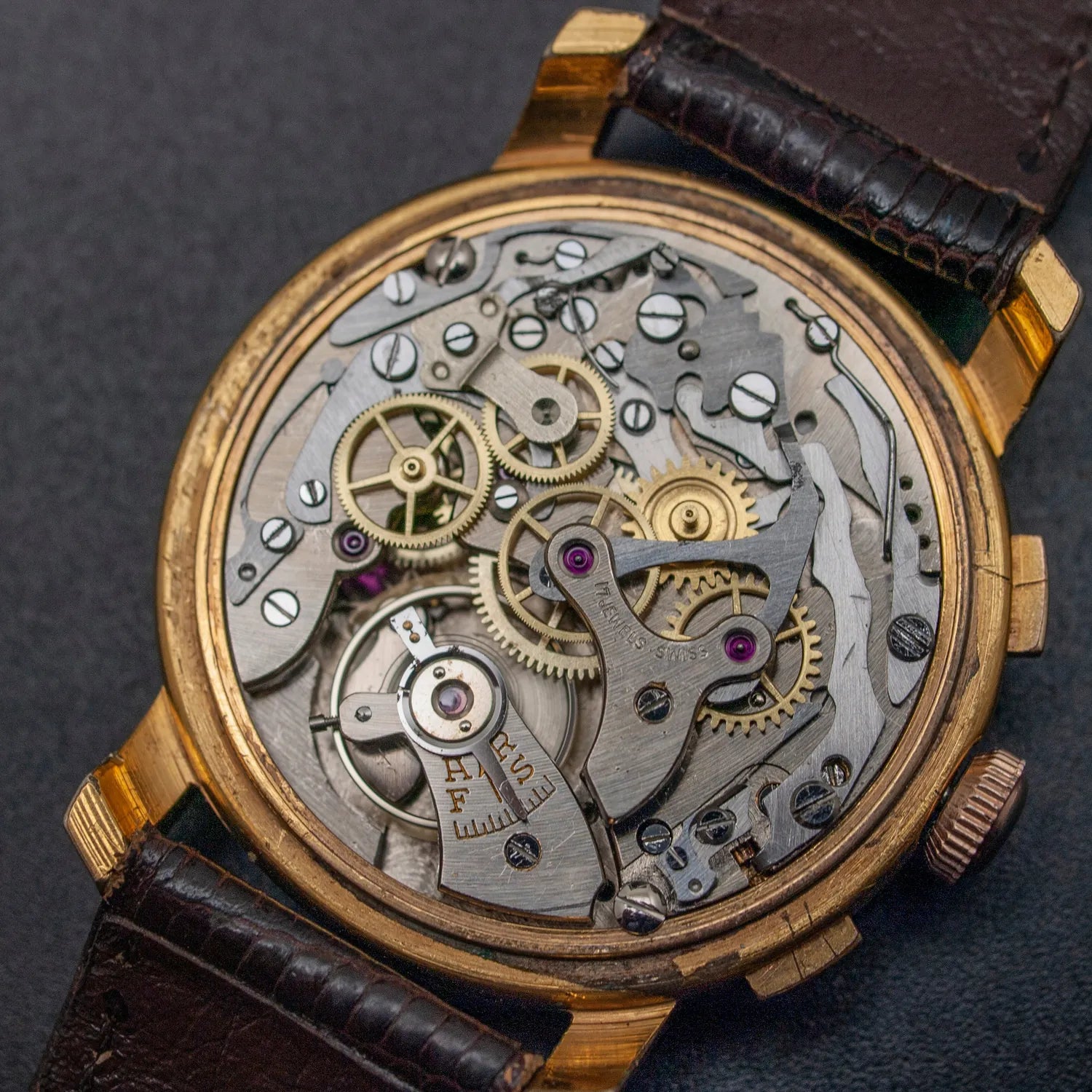 Chronograph Suisse Cal. Landeron 248 – dial close-up